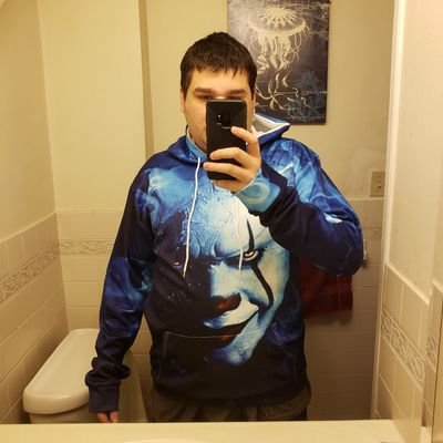 Profile Picture of Richard Larson (@Nemothefish94) on Twitter