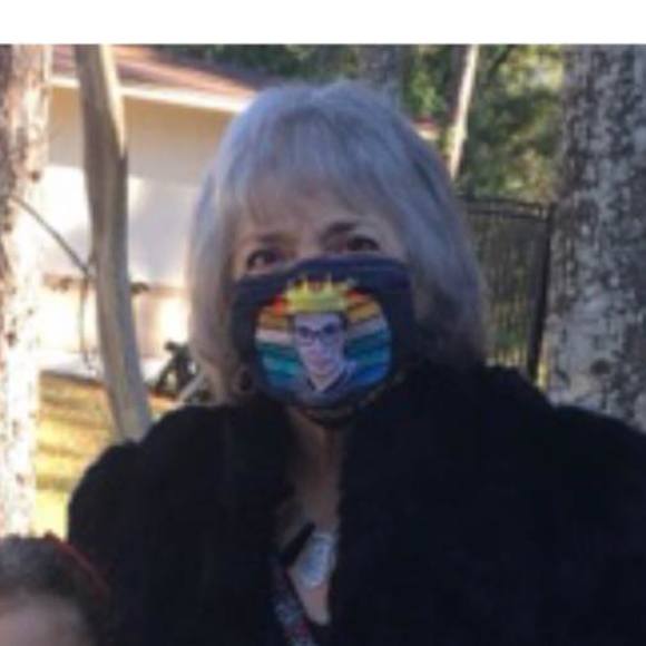 Profile Picture of Christine Braddock (@flbraddock) on Poshmark