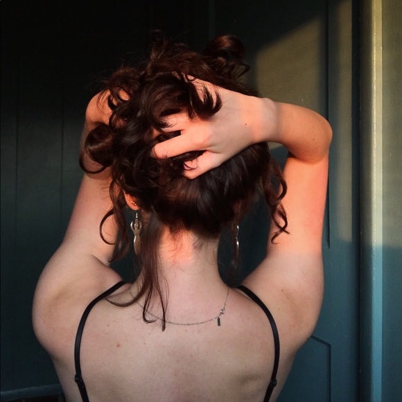 Profile Picture of Hazel Alexander (@hazelbeatrice) on Poshmark