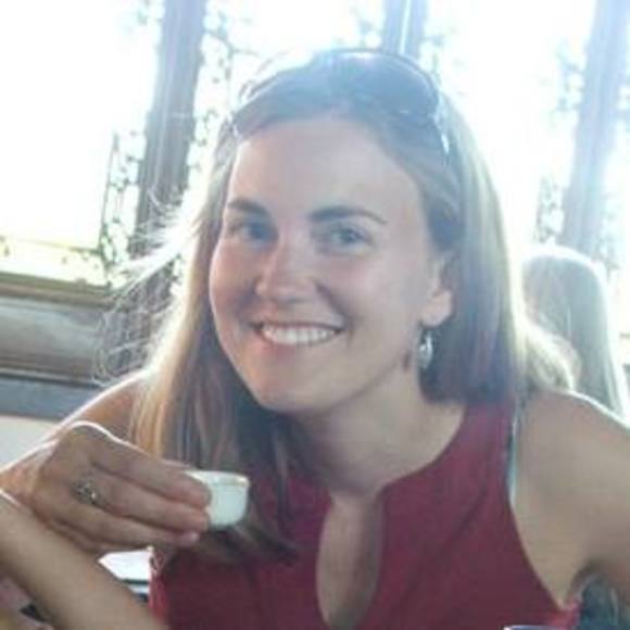 Profile Picture of Jen Shadowens (@jenshadowens) on Poshmark