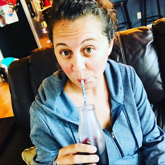 Profile Picture of Jamie Digeorge (@jamiedigeorge) on Poshmark