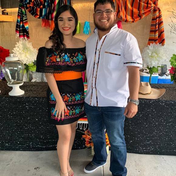 Profile Picture of Daniel Villarreal (@daniel32000) on Poshmark