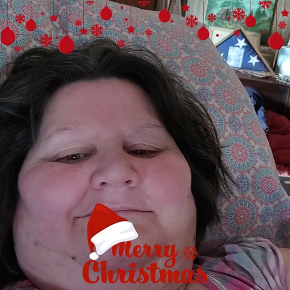 Profile Picture of Kimberly e Mayhall (@kim38843) on Poshmark