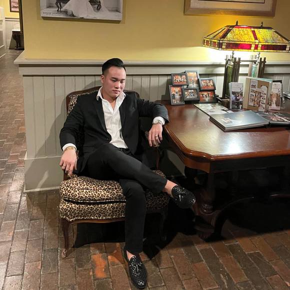 Profile Picture of Trí Vũ (@vutri1301) on Poshmark