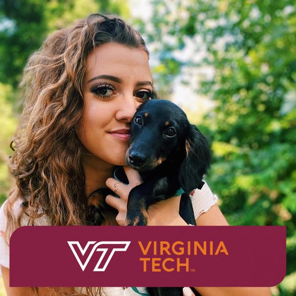 Profile Picture of Rachel Tuosto (@racheltuosto) on Poshmark