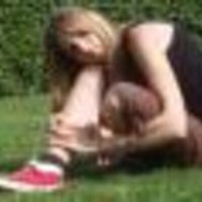 Profile Picture of Paula Dunlap (@sofacover) on Twitter