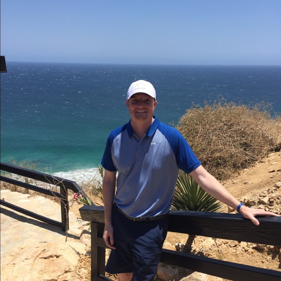 Profile Picture of Matthew Maceachern (@mattmaceachern) on Poshmark