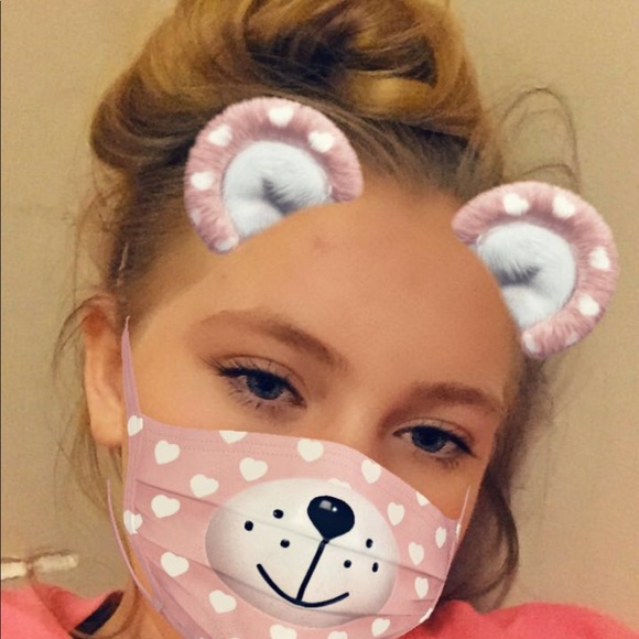 Profile Picture of Bailey Jackson (@baileyjackson28) on Poshmark