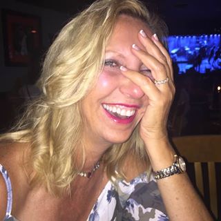 Profile Picture of Elizabeth Lammot Campbell (@elizabeth.l.campbell.12) on Facebook