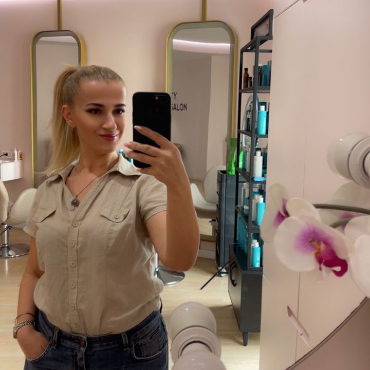 Lori.esthetician - Tiktok Profile Picture of Lori.esthetician (@lori.rrapa) on Tiktok