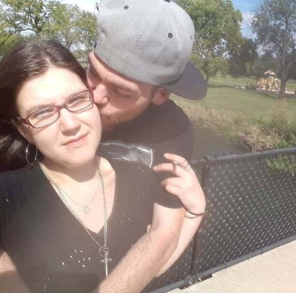 Profile Picture of Troy Dinius (@troydinius) on Poshmark