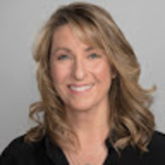 Profile Picture of Leslie Merklinger (@l_merklinger) on Poshmark