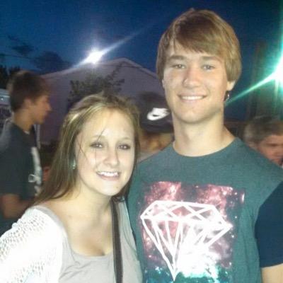 Profile Picture of Lucas Hoffman (@hockeykid7250) on Twitter