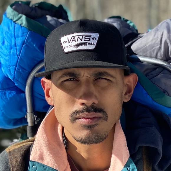 Profile Picture of Daniel Monarrez (@d_monarrez) on Poshmark