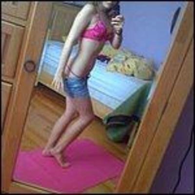 Profile Picture of Jen Canfield (@pattahur) on Twitter