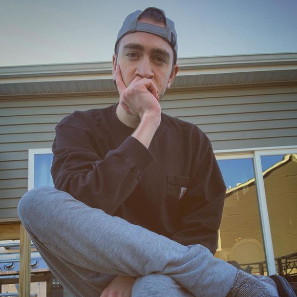 Profile Picture of Scott Brooks (@swbrooks42) on Poshmark