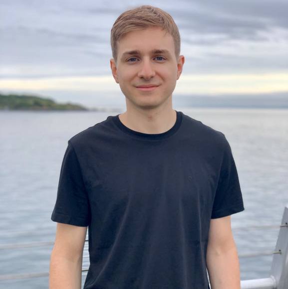 Profile Picture of Jamie Ghossein (@jamieghossein) on Poshmark