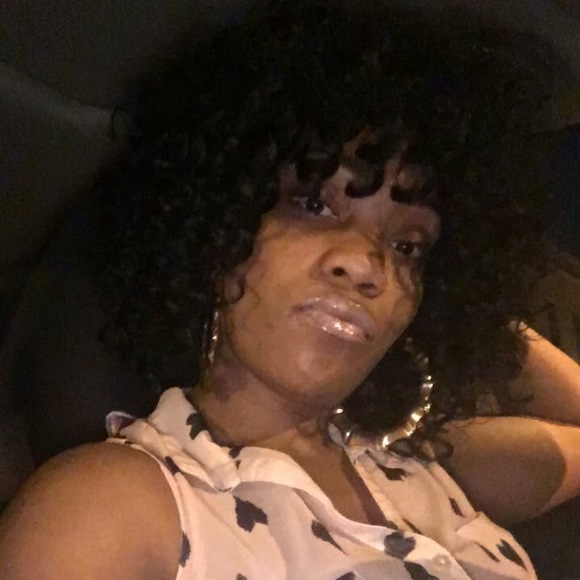 Profile Picture of Marissa Bruington (@prissybby) on Poshmark