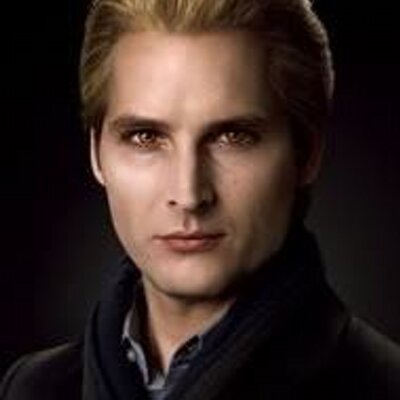 Profile Picture of Carlisle Cullen (@@CullsCarl) on Twitter