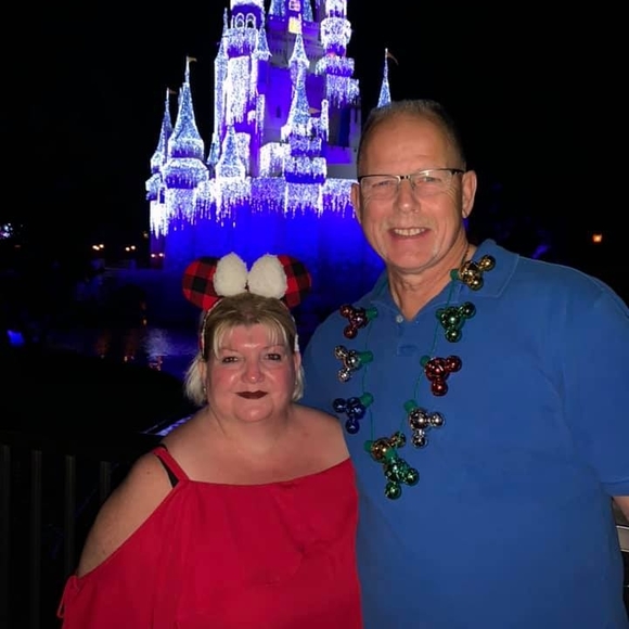 Jim Gallagher - Poshmark Profile Picture of Jim Gallagher (@jim1959) on Poshmark