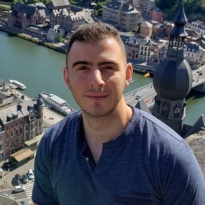 Profile Picture of Jerry Khachoyan (@TheArmoTrader) on Twitter