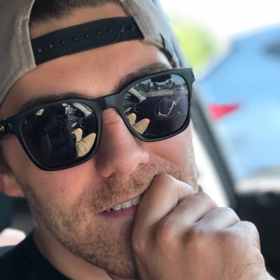 Profile Picture of Michael Moreau (@11Moreau) on Twitter