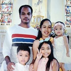 Profile Picture of obet (@robertquires) on Tiktok