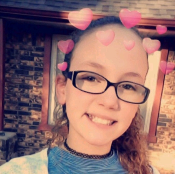 Profile Picture of Bethany Grillot (@__bethanyyyyyy) on Poshmark