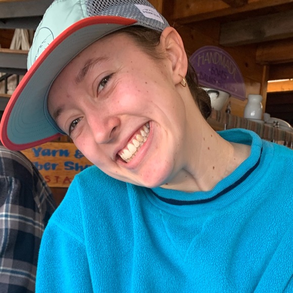 Profile Picture of Kahryn Cullenberg (@cullenberg5) on Poshmark