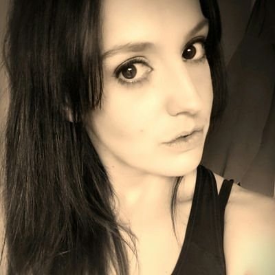 Profile Picture of 'H' Evans (@heulwendona) on Twitter