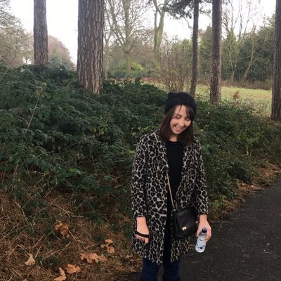 Profile Photo of Louise Martin (@louisemartin25) on Twitter