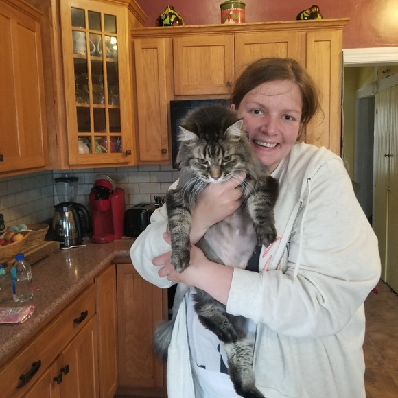 Profile Picture of Jamie Bozyk (@jamiebozyk) on Poshmark