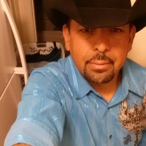 Profile Picture of Loannis Martinez (@martinez1320) on Poshmark