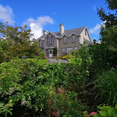 Profile Picture of Ballinsheen House & Gardens🌿 (@MaryBallinsheen) on Twitter