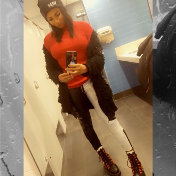 Profile Picture of Kimberly Roberts (@xoxokimkim94) on Poshmark