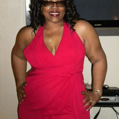 Profile Picture of Debra Holloway (@SugarNSpice324) on Twitter