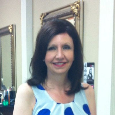 Profile Picture of Lisa Howard (@lisaphoward) on Twitter