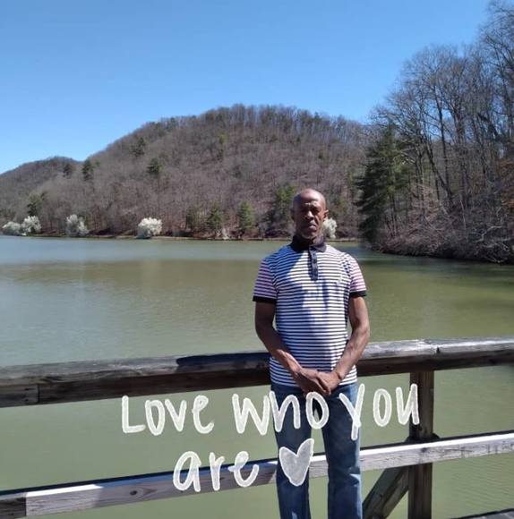 Profile Picture of Joe Blair (@joeblair542) on Poshmark