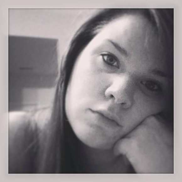 Profile Picture of Katelyn Vaughan (@katelyn24) on Poshmark