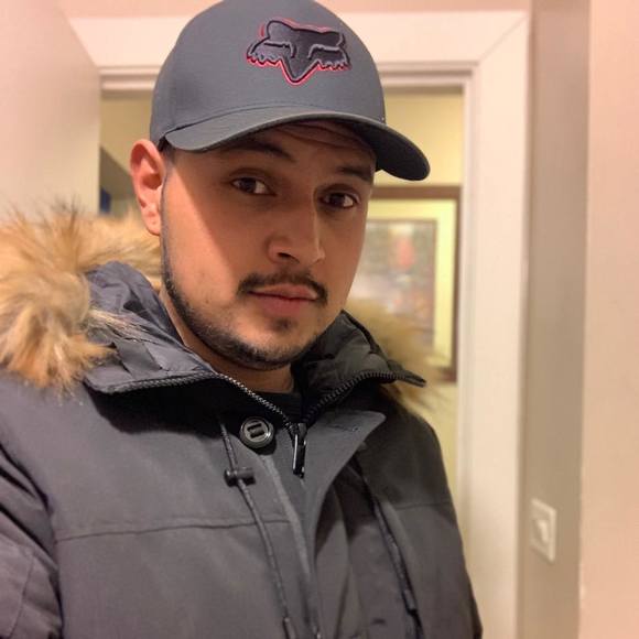 Profile Picture of Gilberto Guerra correa (@gilbertoguer206) on Poshmark