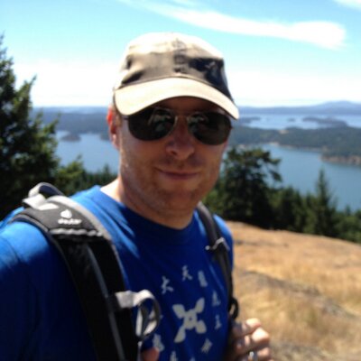 Profile Picture of Steve Krug (@chewyluka) on Twitter