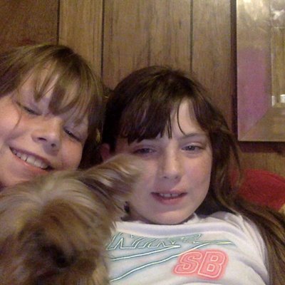 Profile Picture of Erika Deardeuff (@Bellalover678) on Twitter