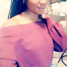 Profile Picture of Yolanda Jean (@YolandaJ01) on Twitter