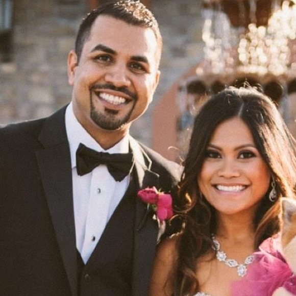 Profile Picture of Mike Singh (@mikesingh112) on Poshmark