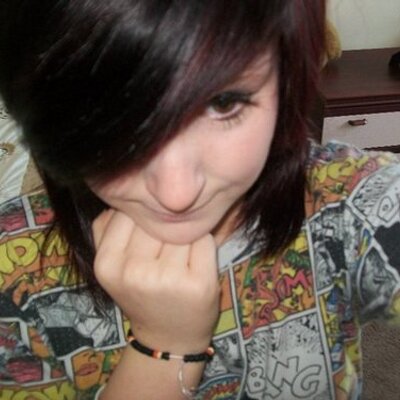 Profile Picture of Becky Downs (@RawrgasmRebecca) on Twitter