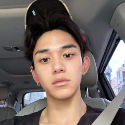 Profile Picture of 𝐲𝐮𝐤𝐡𝐞𝐢 (@lucaswong25) on Twitter