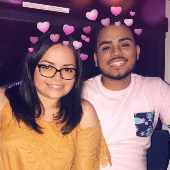 Profile Picture of Hector Cervantes (@_cervantes03) on Poshmark