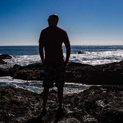Profile Picture of Forrest Hamberders (@RedJeff) on Twitter
