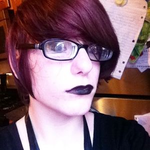 Profile Picture of Anna Fenton (@xx_deathforever_xx) on Myspace