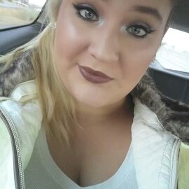 Profile Picture of Danielle Bolinger (@bolinger74) on Pinterest